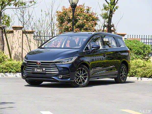 比亚迪 宋MAX 2018款 1.5T 自动智联旗舰型 6座