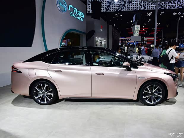 广汽埃安 AION S 2021款 Plus 基本型 广汽埃安 AION S 2021款 Plus 基本型