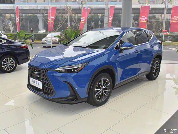 雷克萨斯 雷克萨斯NX 2022款 260 前驱 创驰版 雷克萨斯 雷克萨斯NX 2022款 260 前驱 创驰版
