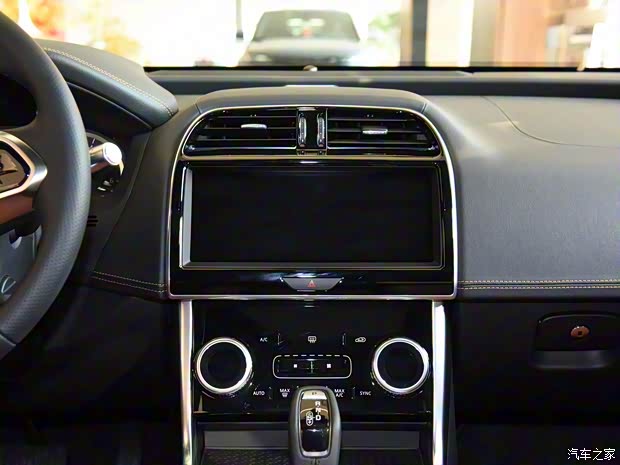 奇瑞捷豹路虎 捷豹XEL 2020款 2.0T 200PS R-DYNAMIC S进取运动版