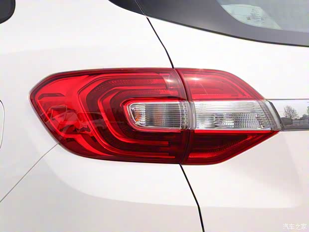 江铃福特 撼路者 2020款 2.3T 汽油自动四驱豪华版 7座 国VI