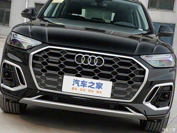 一汽奧迪 奧迪Q5L 2023款 40T 時(shí)尚動(dòng)感型