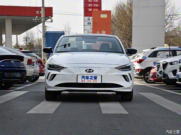 北京现代 菲斯塔新能源 2019款 基本型