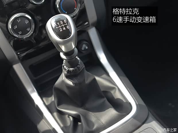 江西五十铃 铃拓 2018款 2.5T四驱豪华款JE4D25Q5A 江西五十铃 铃拓 2018款 2.5T四驱豪华款JE4D25Q5A