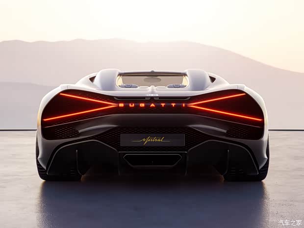 布加迪 W16 Mistral 2022款 基本型