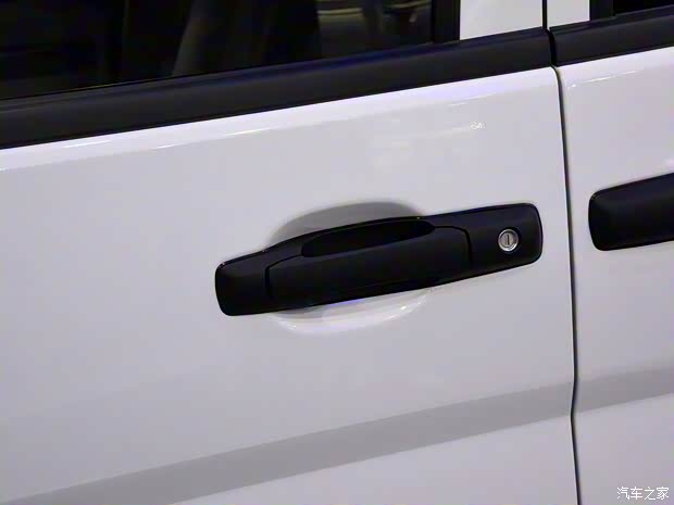 鄭州日產(chǎn) 帥客新能源 2018款 純電動(dòng)乘用車