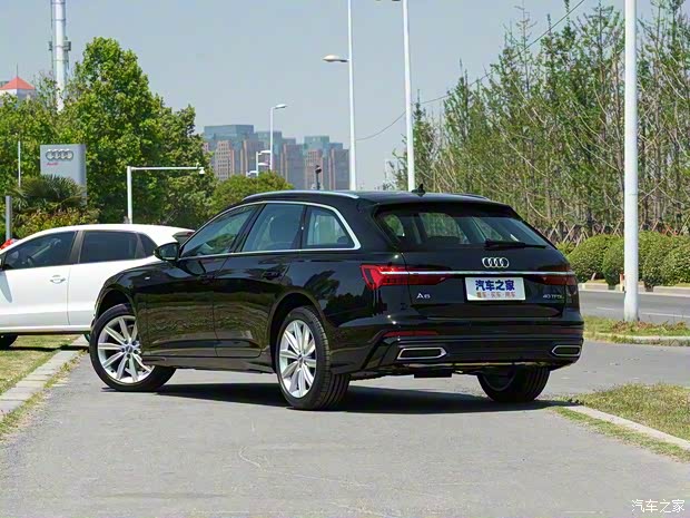 奧迪(進(jìn)口) 奧迪A6(進(jìn)口) 2020款 Avant 先鋒派 40 TFSI 豪華動(dòng)感型