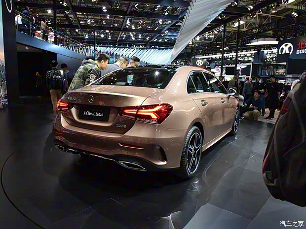 北京奔馳 奔馳A級(jí) 2018款 A 200 L 高配