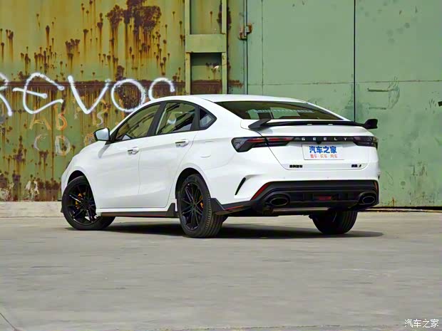 吉利汽车 缤瑞 2022款 缤瑞COOL 1.5T DCT电掣版