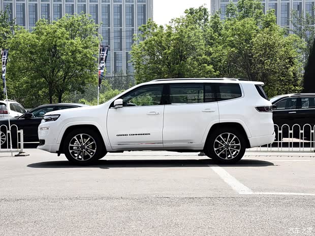 广汽菲克Jeep 大指挥官 2018款 2.0T 四驱智享版 国V