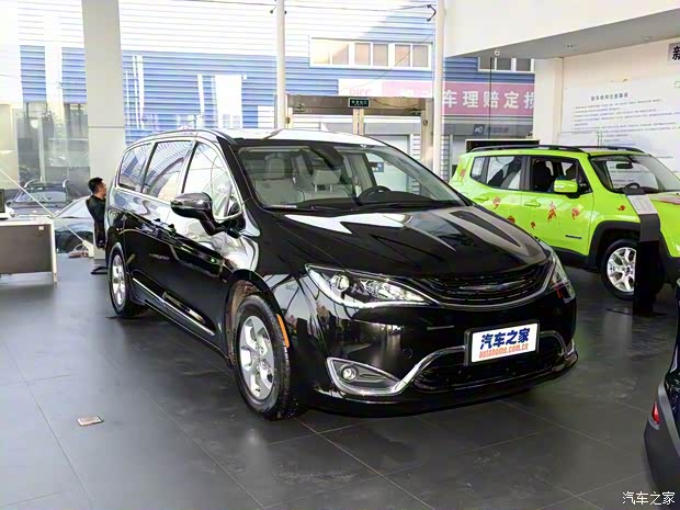 克莱斯勒(进口) 大捷龙PHEV(进口) 2018款 3.6L 插电混动版 克莱斯勒(进口) 大捷龙PHEV(进口) 2018款 3.6L 插电混动版
