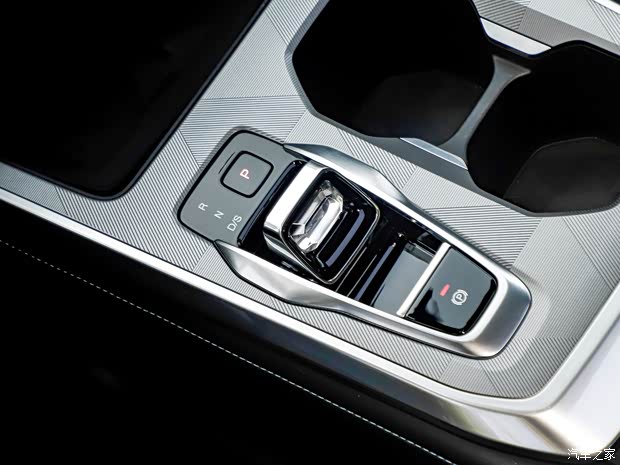 廣汽乘用車 傳祺GS3 2023款 1.5T R 運(yùn)動版