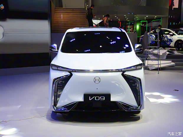 合创汽车 合创V09 2023款 基本型