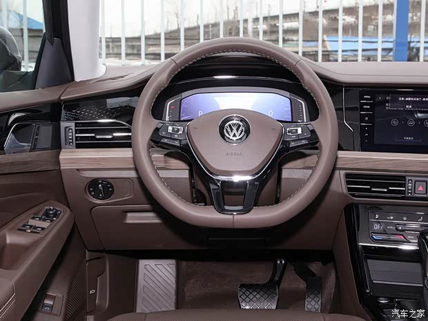 上汽大众 帕萨特 2020款 380TSI 豪华版 国VI