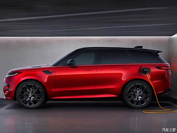 路虎(進(jìn)口) 攬勝運(yùn)動(dòng)版新能源 2023款 P510e First Edition