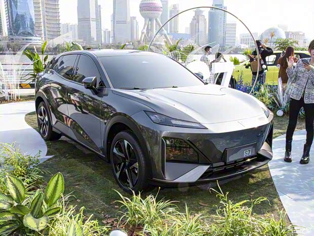 長安深藍(lán) 長安深藍(lán)S7 2023款 增程版