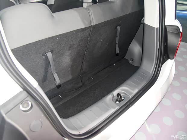 長(zhǎng)安汽車 長(zhǎng)安LUMIN 2022款 210km 基本型