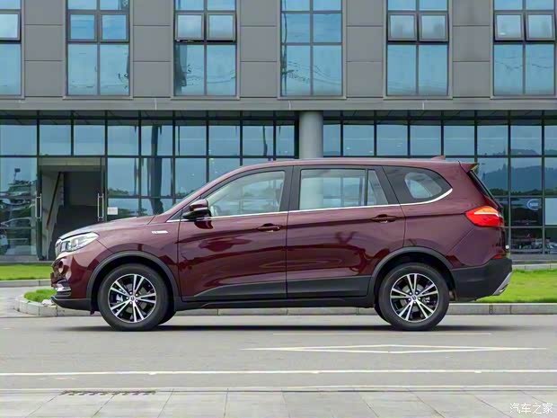 SWM斯威汽车 SWM斯威X7 2020款 2.0L 手动冠军版 7座 SWM斯威汽车 SWM斯威X7 2020款 2.0L 手动冠军版 7座