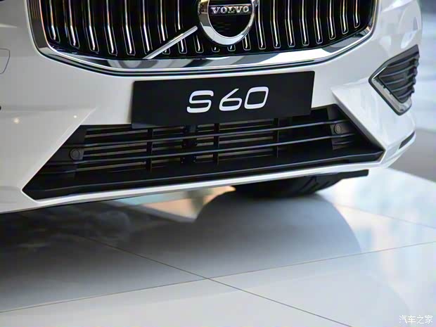 沃尔沃亚太 沃尔沃S60新能源 2020款 T8 E驱混动 四驱智逸豪华版