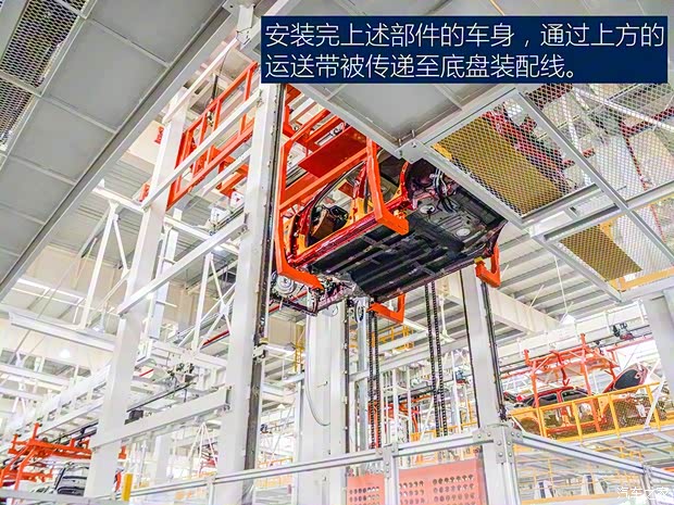 众泰汽车 众泰T700 2017款 1.8T 双离合旗舰型贺岁版 众泰汽车 众泰T700 2017款 1.8T 双离合旗舰型贺岁版