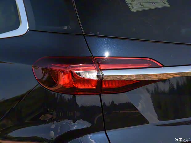 上汽通用別克 昂科旗 2022款 652T 四驅(qū)尊享旗艦型 6座