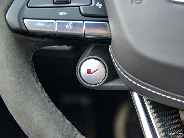 凱迪拉克(進(jìn)口) 凱迪拉克CT4(海外) 2021款 CT4-V Blackwing