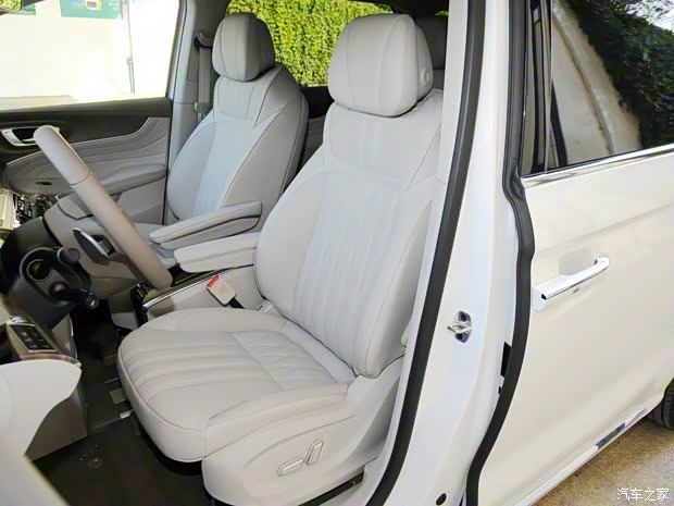 上汽集团 荣威iMAX8 2023款 基本型 上汽集团 荣威iMAX8 2023款 基本型