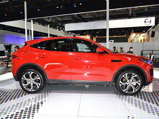 奇瑞捷豹路虎 捷豹E-PACE 2018款 基本型 奇瑞捷豹路虎 捷豹E-PACE 2018款 基本型