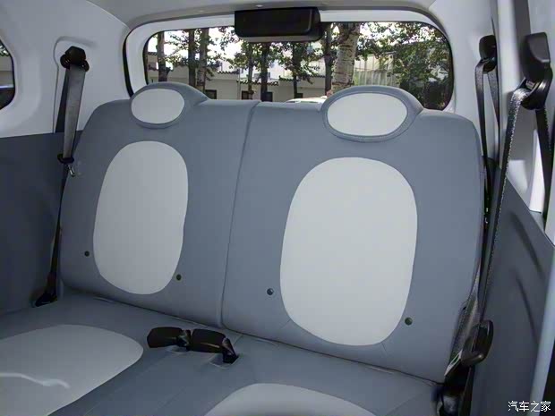 一汽奔腾 奔腾小马 2024款 170km 活力马 一汽奔腾 奔腾小马 2024款 170km 活力马