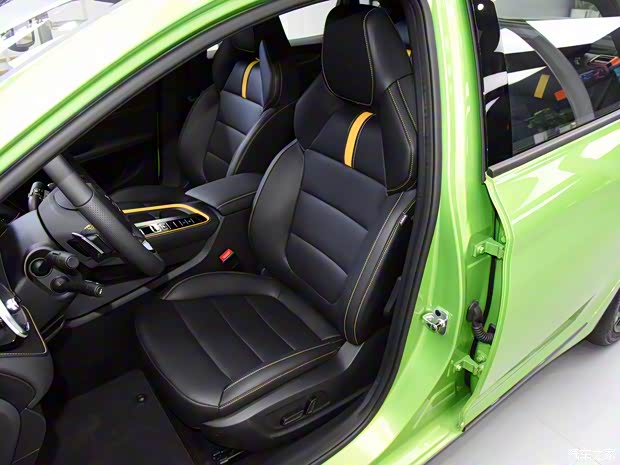 上汽集團(tuán) 名爵6 2020款 數(shù)字曼巴限量特別版