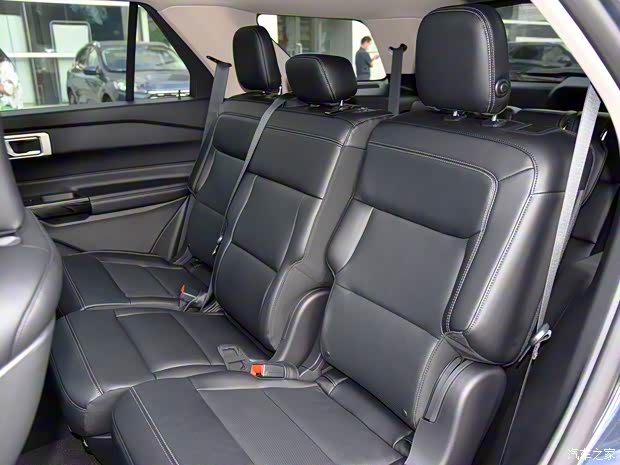 長安福特 探險(xiǎn)者 2020款 EcoBoost 285 后驅(qū)風(fēng)尚版 7座