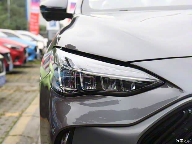 上汽集团 MG领航 2021款 300TGI 自动两驱Trophy智尊版