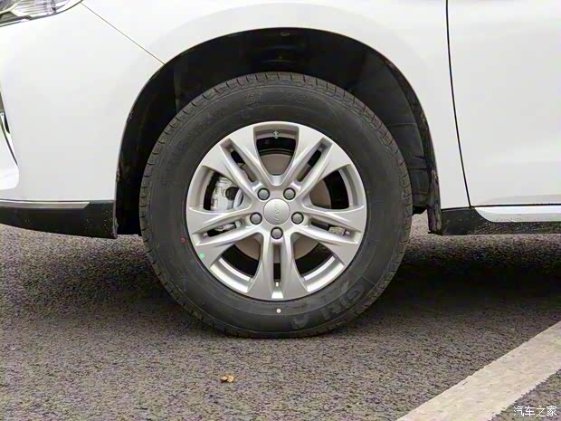 长城汽车 哈弗M6 2021款 PLUS 1.5T 手动精英智联型