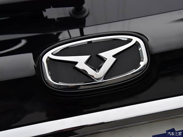 凯翼汽车 凯翼X5 2019款 1.5T 手动潮趣型 国VI 凯翼汽车 凯翼X5 2019款 1.5T 手动潮趣型 国VI