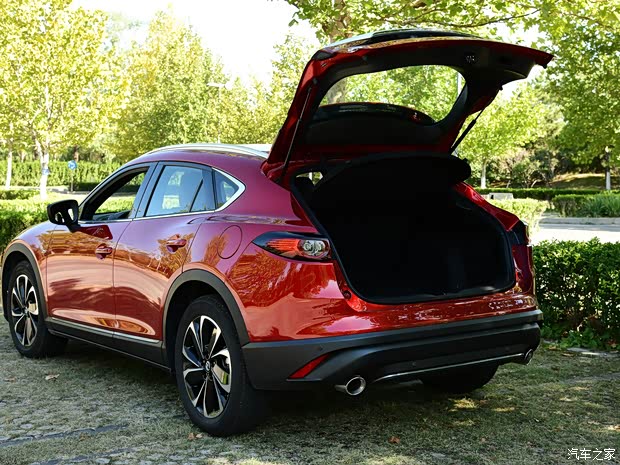 一汽马自达 马自达CX-4 2020款  2.5L 自动四驱顶配版