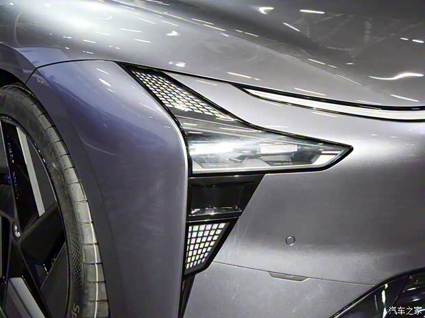 集度汽车 ROBO-02 2023款 基本型 集度汽车 ROBO-02 2023款 基本型