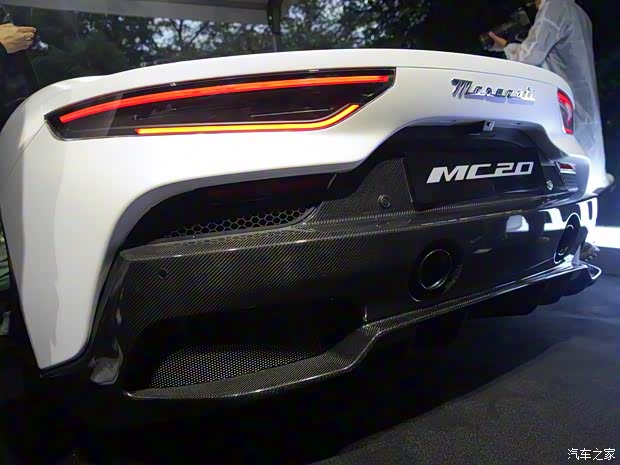 瑪莎拉蒂 瑪莎拉蒂M(fèi)C20 2020款 3.0T 標(biāo)準(zhǔn)版