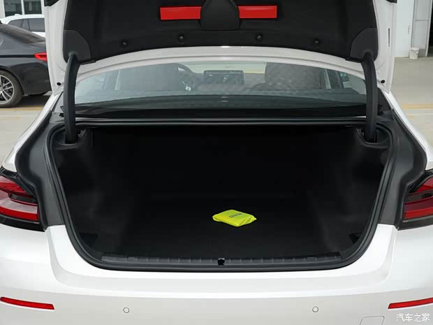 华晨宝马 宝马5系 2021款 525Li 豪华套装