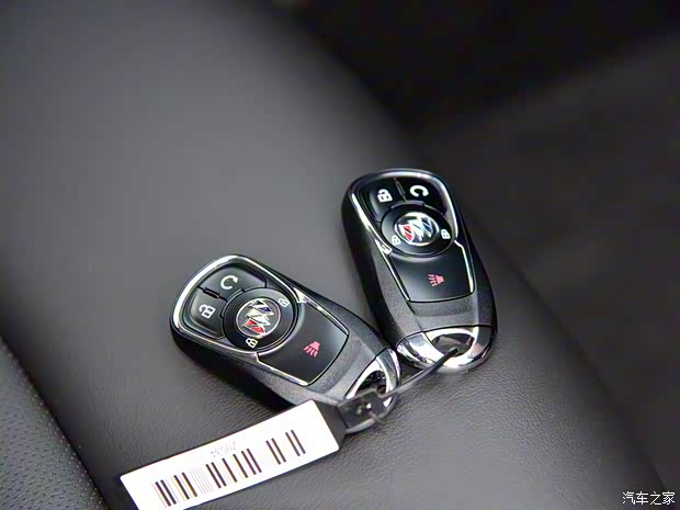 上汽通用別克 昂科旗 2020款 28T 兩驅(qū)戰(zhàn)旗型