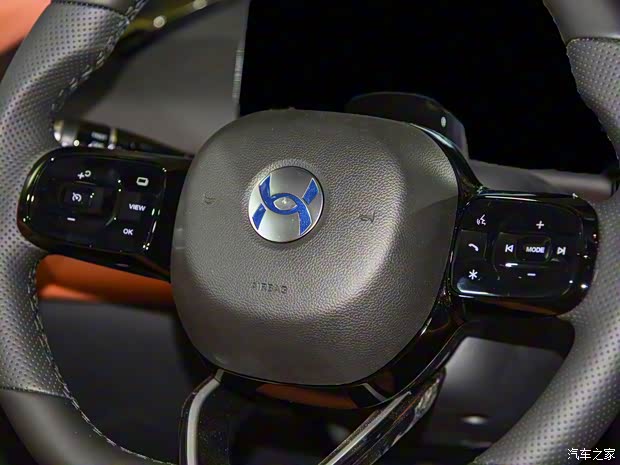 合創(chuàng)汽車 合創(chuàng)A06 2022款 基本型