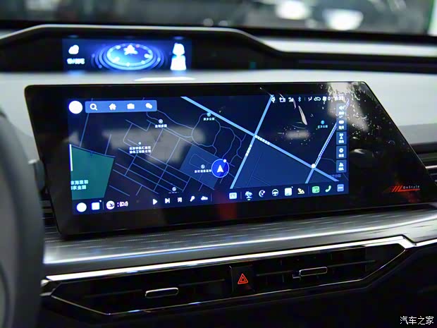 长安汽车 长安欧尚Z6 2022款 蓝鲸 1.5T DCT智航型 长安汽车 长安欧尚Z6 2022款 蓝鲸 1.5T DCT智航型