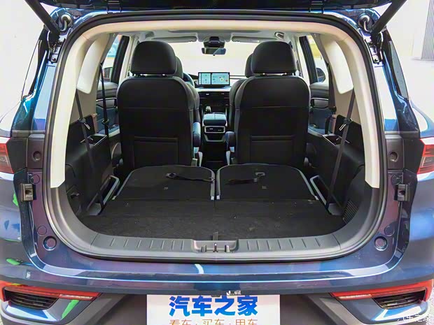 睿藍(lán)汽車 睿藍(lán)9 2023款 創(chuàng)始版 6座