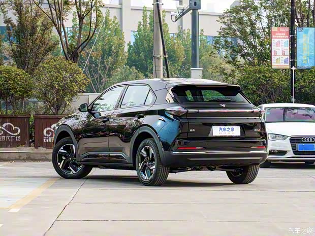 合眾汽車(chē) 哪吒X 2023款 400 Lite