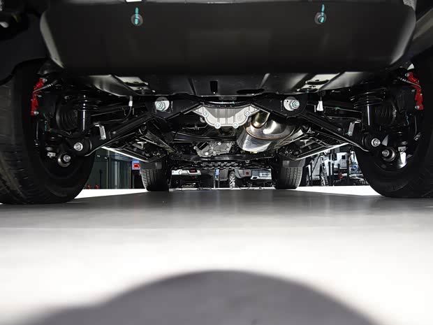 北京越野 北京BJ60 2022款 2.0T 十一版五座 北京越野 北京BJ60 2022款 2.0T 十一版五座