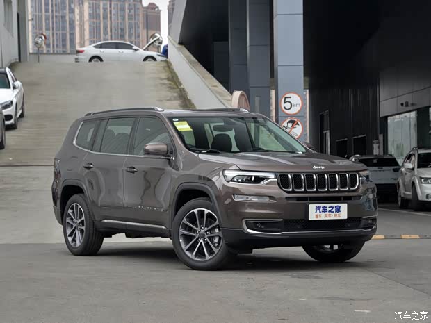 广汽菲克Jeep 大指挥官 2018款 2.0T 四驱悦享版 国VI