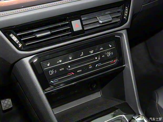 上汽大眾 途岳 2022款 330TSI 四驅(qū)旗艦版