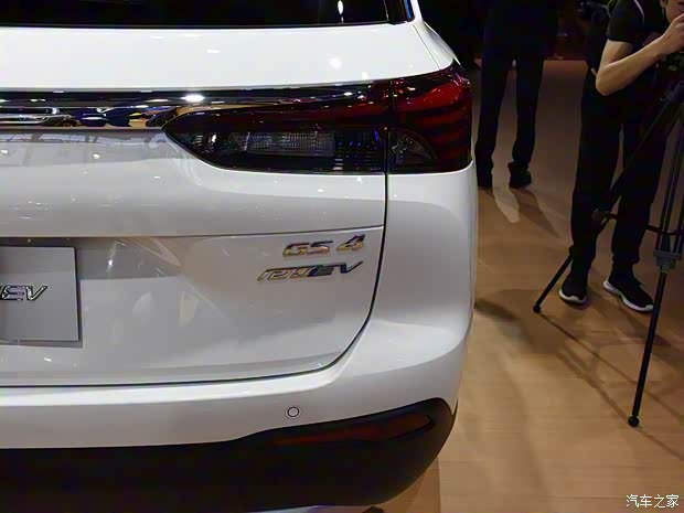 广汽乘用车 传祺GS4新能源 2020款 PHEV 广汽乘用车 传祺GS4新能源 2020款 PHEV