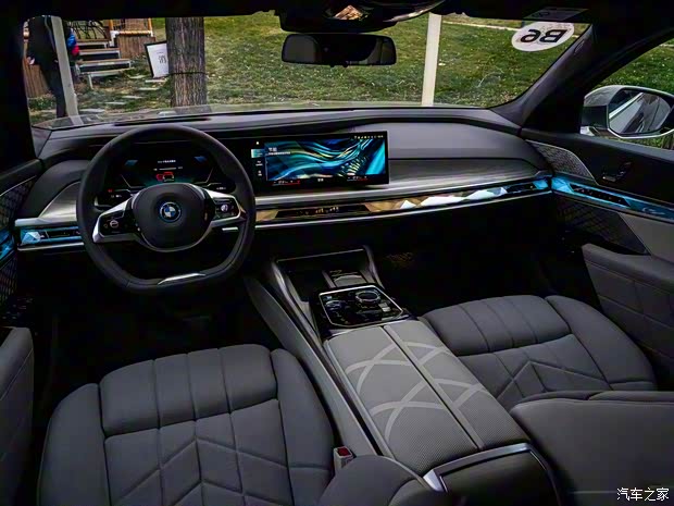 宝马(进口) 宝马i7 2023款 xDrive 60L 宝马(进口) 宝马i7 2023款 xDrive 60L