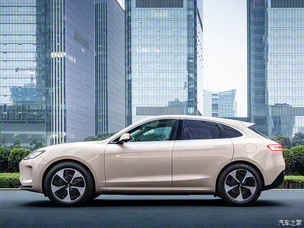 赛力斯汽车 问界M5 2022款 M5 EV 四驱纯电基本型 赛力斯汽车 问界M5 2022款 M5 EV 四驱纯电基本型