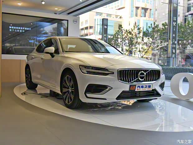 沃尔沃亚太 沃尔沃S60新能源 2020款 T8 E驱混动 四驱智逸豪华版